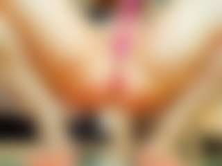 100_for_Instant_SQUIRT's Live Sex Cam Show