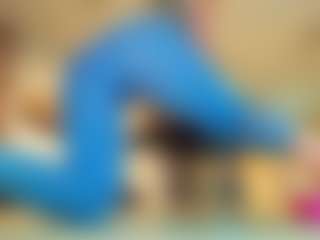 100_for_Instant_SQUIRT's Live Sex Cam Show