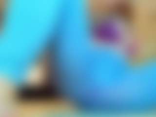 100_for_Instant_SQUIRT's Live Sex Cam Show