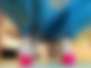 100_for_Instant_SQUIRT's Live Sex Cam Show