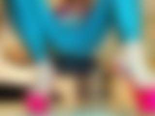 100_for_Instant_SQUIRT's Live Sex Cam Show