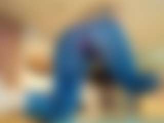 100_for_Instant_SQUIRT's Live Sex Cam Show
