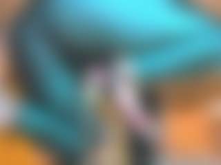 100_for_Instant_SQUIRT's Live Sex Cam Show