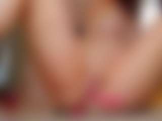 100_for_Instant_SQUIRT's Live Sex Cam Show