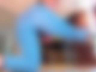 100_for_Instant_SQUIRT's Live Sex Cam Show