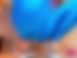 Live cam show with Girl_Squirt - Gamer MILF on thefappeningchat.com