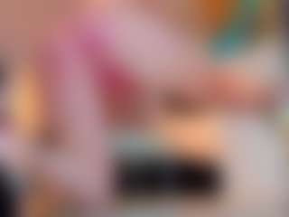 Live cam show with Girl_Squirt - Strip MILF on Streamer API