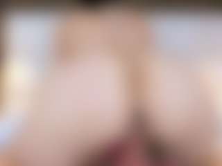 Live cam show with MaluDiazx - Skinny on fuck-show.com