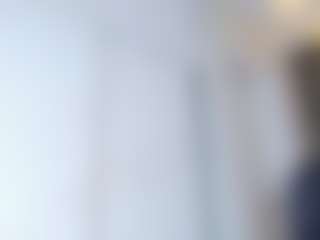 Live cam show with MaluDiazx - Teen (18+) on EXY