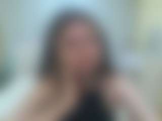 Live cam show with TinaRedly - Thin on TeamSkeetLive