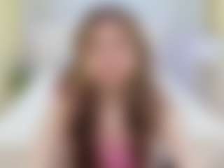 Live cam show with TinaRedly - Green Eyes on Mixed Magazine Live