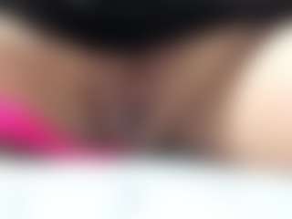 Live cam show with edwardtrans17 - Muscular on StripNow