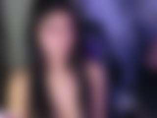 Live cam show with LissaaWild - Camel Toe on livesexfox.com