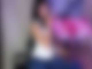 Live cam show with LissaaWild - Amateur on Milfs Live