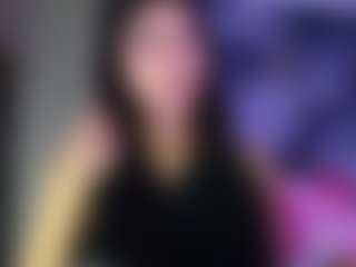 Live cam show with LissaaWild - Striptease on crypto-cams