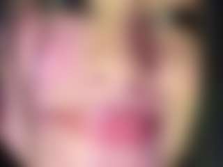Live cam show with LissaaWild - Camel Toe on Latina Girls
