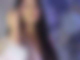 Live cam show with LissaaWild - Flashing on hotwifechat.live