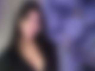 Live cam show with LissaaWild - Brown Eyes on Camming Site