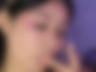 Live cam show with LissaaWild - Gape on Soda Cam