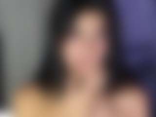 Live cam show with LissaaWild - Skinny on Camsoda