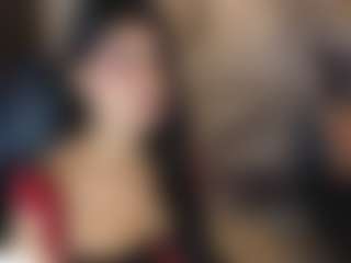 Live cam show with LissaaWild - Camel Toe on crypto-cams