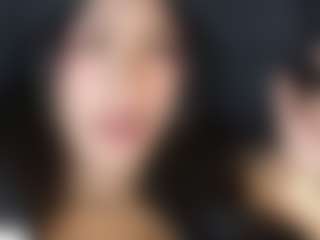Live cam show with LissaaWild - Flashing on googirlz