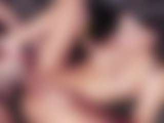 Show de cam en vivo con 3SomeReady4all - Thong en Camsoda