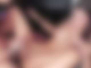 Live cam show with 3SomeReady4all - Skinny on Camsoda