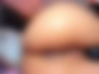 Live cam show with AMELIE - Camel Toe on Hubzter Live