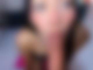 Live cam show with AMELIE - Camel Toe on Dare Cams