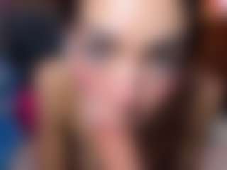 Live cam show with AMELIE - Petite Young Adult on Dare Cams