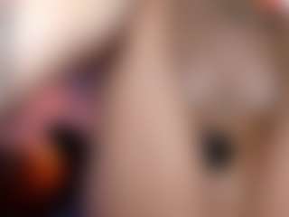 Live cam show with AMELIE - Facial Piercings on camwithhim.com