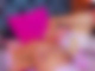 Live cam show with AMELIE - Erotic Dance on CamClone