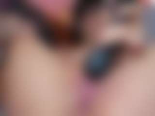 Live cam show with AMELIE - Tattoos on dropp.cam