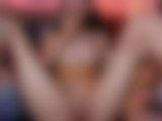 Live cam show with AMELIE - Facial Piercings on sexylive.show