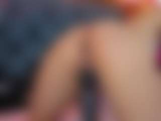 Live cam show with AMELIE - Cum In Pussy on intimatelivegirls.com
