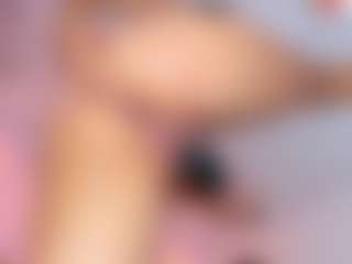 AMELIE's Live Sex Cam Show