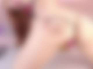 Live cam show with Chloe Ferreira - Squirt on CamClone