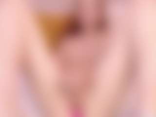 Live cam show with Chloe Ferreira - Brown Eyes on Uber Horny