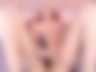 Live cam show with Chloe Ferreira - Small Tits Toys on realtime-chat