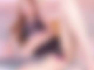 Live cam show with Chloe Ferreira - Fingers on Strip Flash - Live Sex Shows
