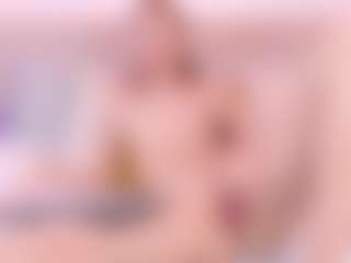 Live cam show with Chloe Ferreira - Deepthroat on slutload