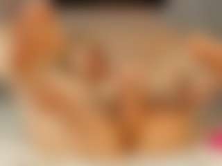 Lisa-Babe's Live Sex Cam Show