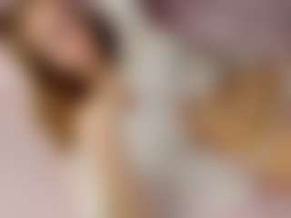 Lisa-Babe's Live Sex Cam Show