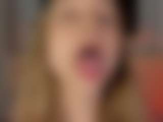 Lisa-Babe's Live Sex Cam Show