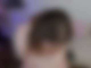 Live cam show with Nancy-Sun - Brown Hair on SpunkLive