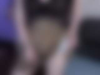 Live cam show with Nancy-Sun - Lovense Middle Aged on Dolls Live