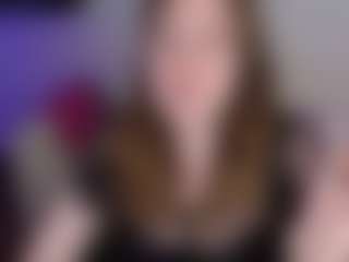 Live cam show with Nancy-Sun - Living Room on AdultVida.com