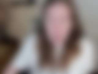 Live cam show with Nancy-Sun - Lush Brown Hair on Camversity