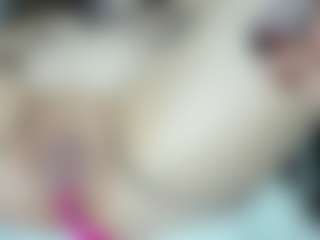 Live cam show with taamaraaa - Butt Plug on CamwithHer